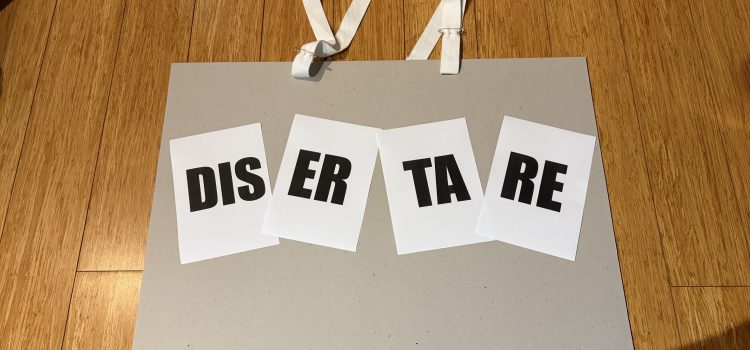 Obiettare, Rifiutare, Disertare, Disobbedire, Boicottare, Sabotare. Obiettare, Rifiutare, Disertare, Disobbedire, Boicottare, Sabotare.